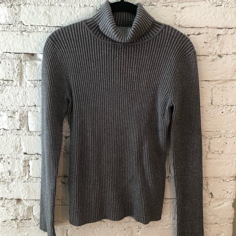 Vintage 90โs Y2K Metallic Silver Ribbed Turtleneck